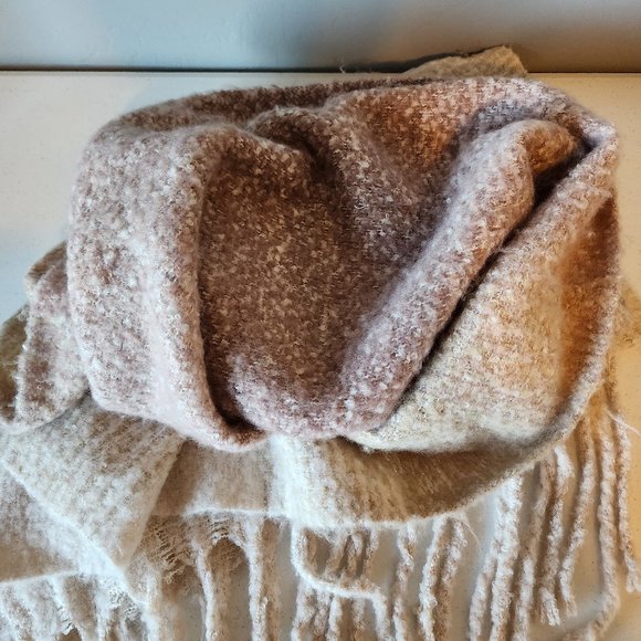 Anthropologie Scarf "EUC" - Picture 2 of 10